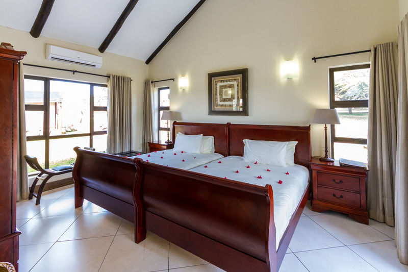 Zulu Nyala Game Lodge Hluhluwe Eksteriør billede